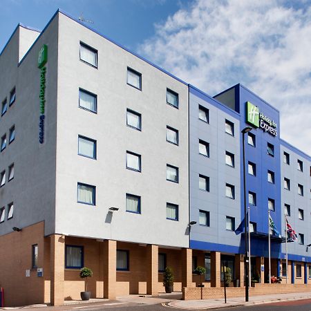 לונדון Holiday Inn Express Park Royal By Ihg מראה חיצוני תמונה