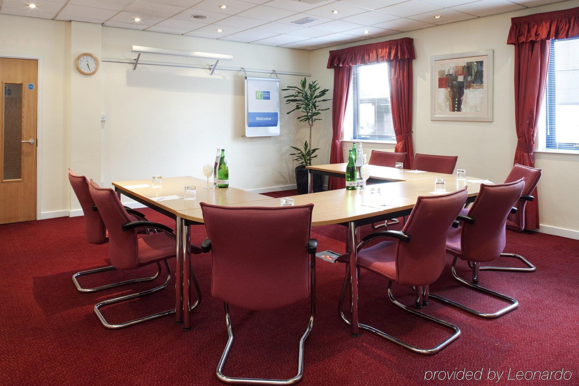 לונדון Holiday Inn Express Park Royal By Ihg מתקנים תמונה